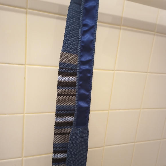 Knit tie - Picture 3 of 3